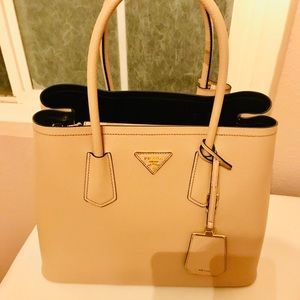 NIB💕GORGEOUS💕Prada💕Double Bag